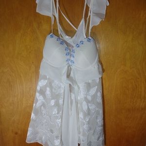 Woman's Nightgown